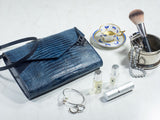 Maia Clutch Small blue lizzard blau
