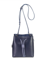 Alya Bucket Bag, Leder smooth, nachtblau + hellblau